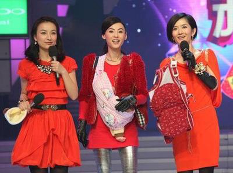 谢娜突然感谢李小冉？这波闺蜜情真让人看不懂
