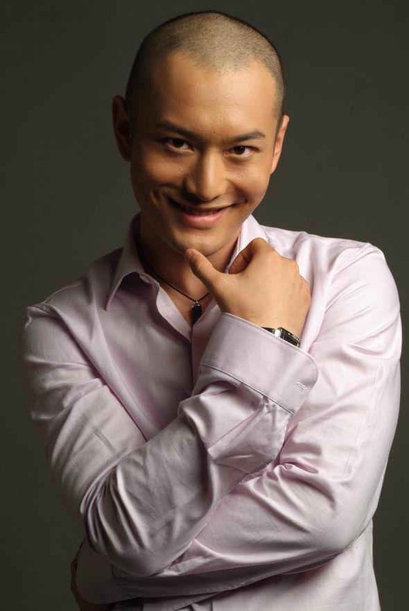 笑死！黄晓明悄悄删了叶珂官宣微博？这到底是真爱塌房还是婆婆出手！