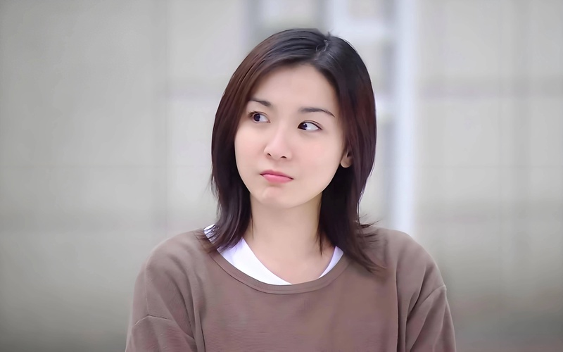 刘雯一袭白纱降临人间！这绝美杀疯了的状态究竟是谁在心疼